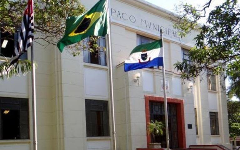Prefeitura antecipa pagamento de salário