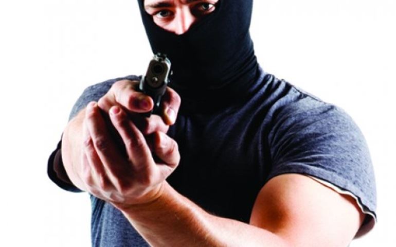 POLÍCIA MILITAR RODOVIÁRIA PRENDE TRÊS INDIVIDUOS PELO CRIME DE ROUBO E FORMAÇÃO DE QUADRILHA