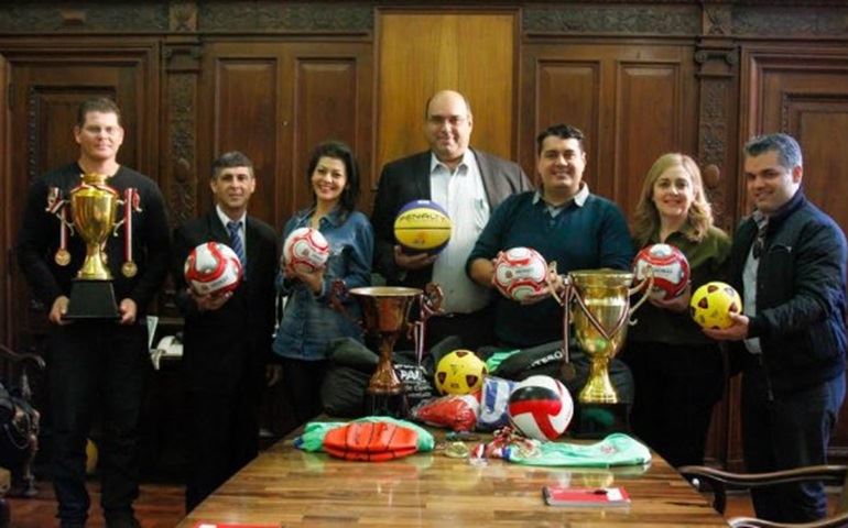 Em São Paulo, prefeito busca recursos para o esporte e infraestrutura de Avaré 