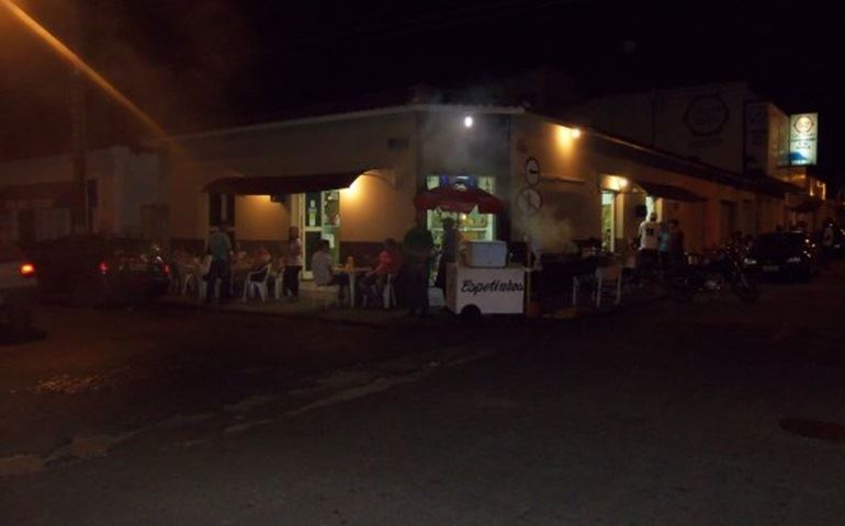 ESPETINHOS BAR