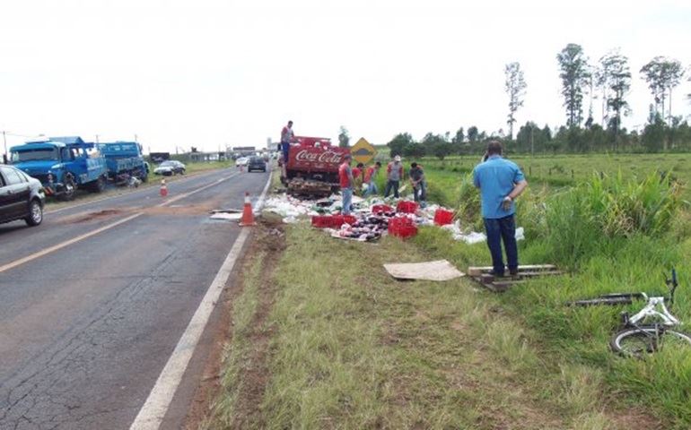 Acidente na Rodovia Avaré Cerqueira Cesar.