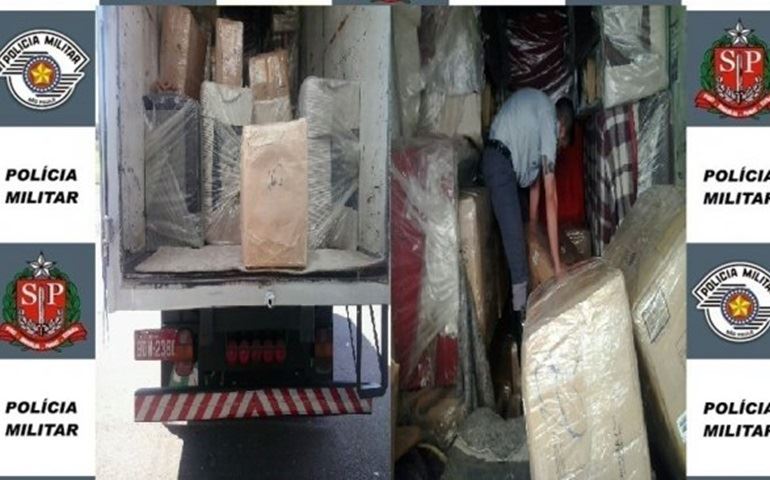 POLÍCIA MILITAR RODOVIÁRIA APREENDE 60 CAIXAS DE PRODUTOS ELETRÔNICOS SEM NOTAS FISCAIS