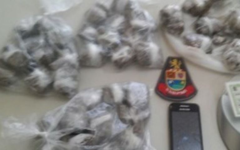 Jovem é preso em garupa de mototáxi com drogas na mochila em Avaré