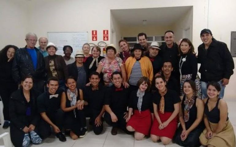 Oficinas Culturais se apresentam para entidades