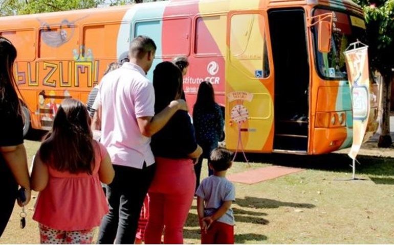 Peça teatral será encenada dentro de um ônibus