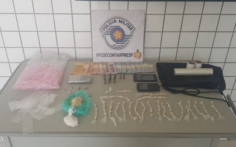 Jovem é preso após polícia receber denúncia de tráfico de drogas em Tatuí