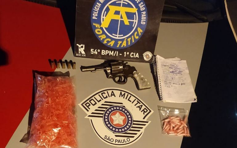 Grupo é preso por furto e abate de vaca em propriedade rural de Ribeirão Branco