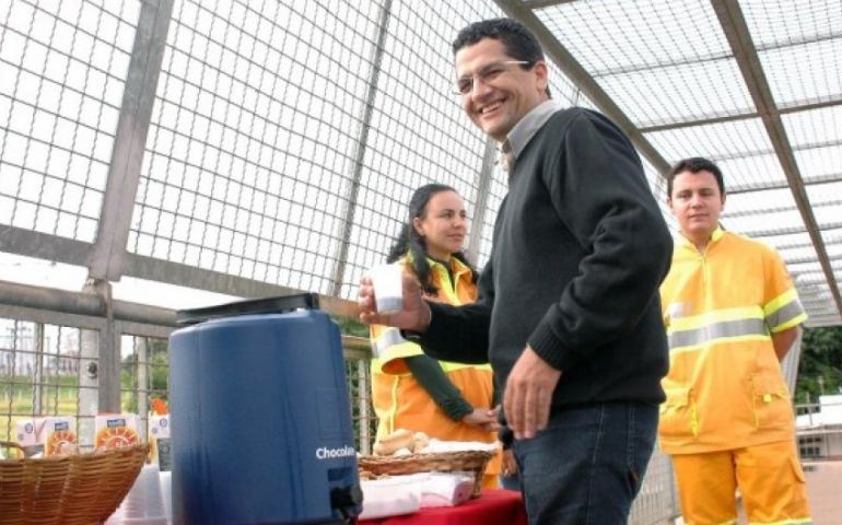 16 de agosto: “Café na Passarela” na João Mellão, em Avaré