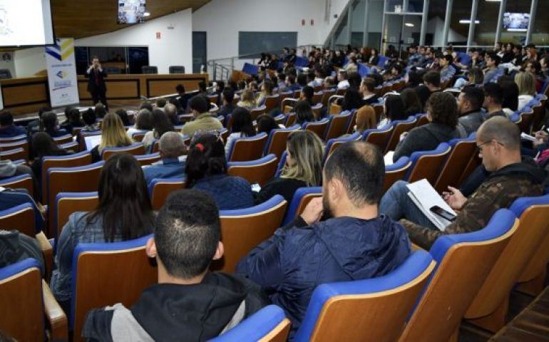 FACULDADE EDUVALE PROMOVEU A SEMANA JURÍDICA 2019