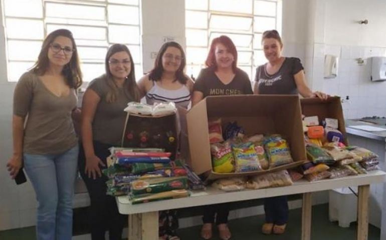 Secretaria da Pessoa com Deficiência doa alimentos a entidade assistencial