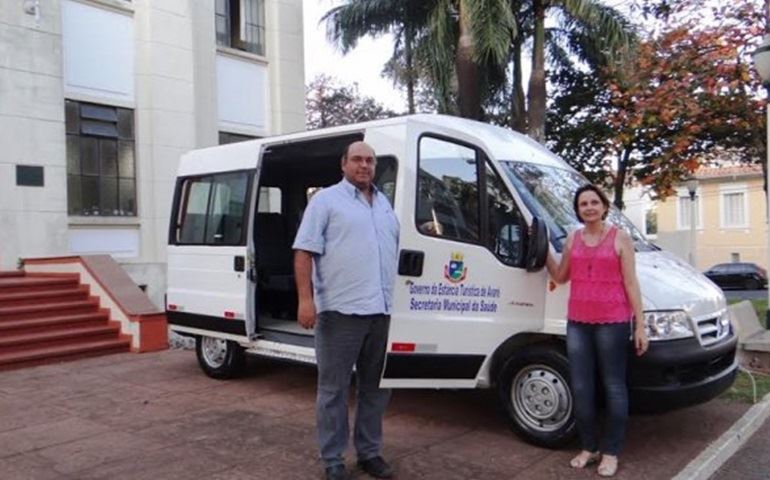 Saúde ganha novo veículo para o transporte de pacientes