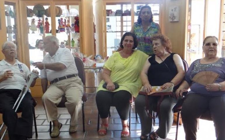Therezinha Rodrigues expõe na Casa de Artes e Artesanato