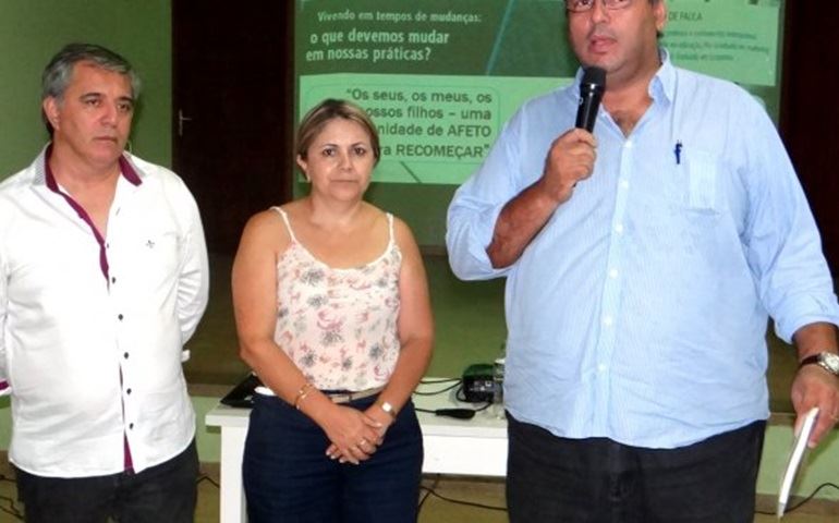 Projeto ?Escola e Família? aproxima pais do ambiente escolar