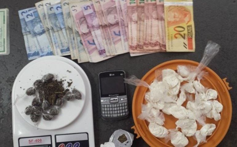 Rapaz de 24 anos é preso com drogas em Cerqueira César