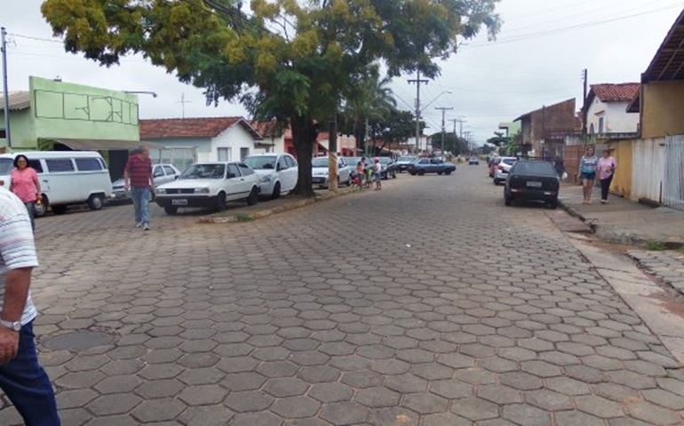 Moradores da Av. Paranapanema irão pedir providencias ao Prefeito.