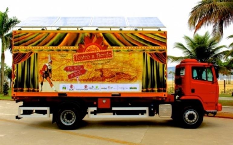 Teatro móvel solar agita o Largo São João 