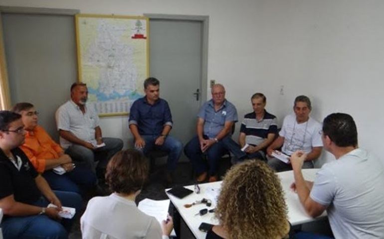 Prefeitura busca cooperação de imobiliárias no combate à Dengue