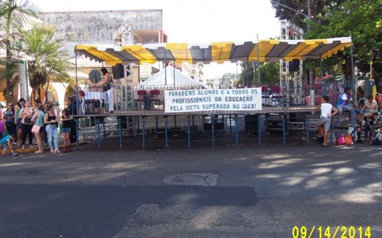 DESFILE COMEMORATIVO DOS 153 ANOS DE AVARÉ.
