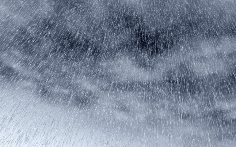 Chuva de 30 minutos provoca estragos em Botucatu