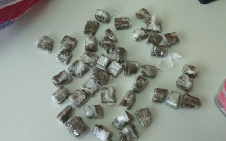 Suspeito de tráfico de drogas é preso em matagal em Arandu