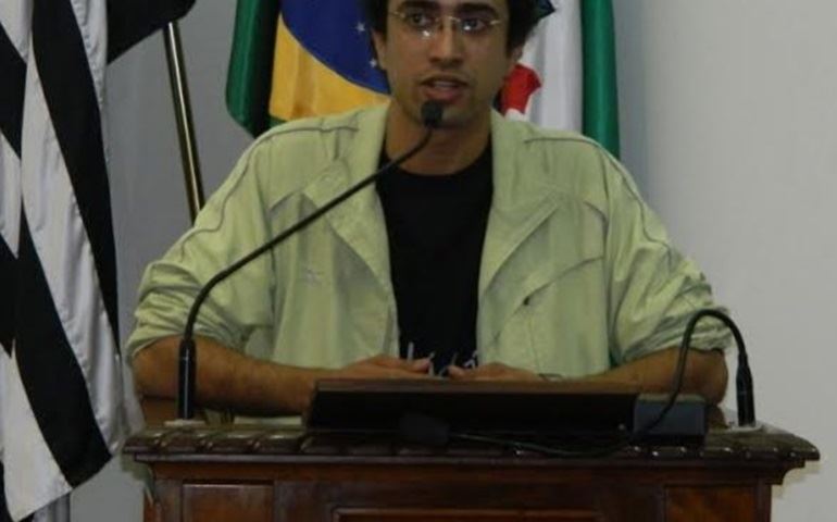 Artistas reclamam a falta de espaço para apresentações