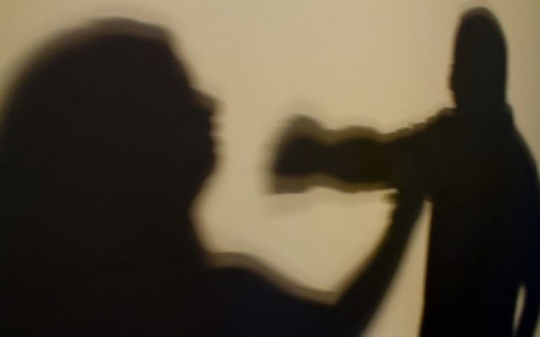 Bêbado suspeito de bater e ameaçar mulher com foice é preso em Piraju