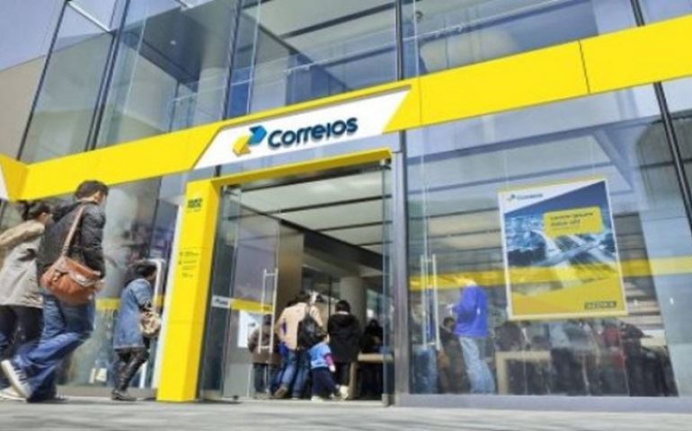 Correios inicia atendimento telefônico a deficientes auditivos