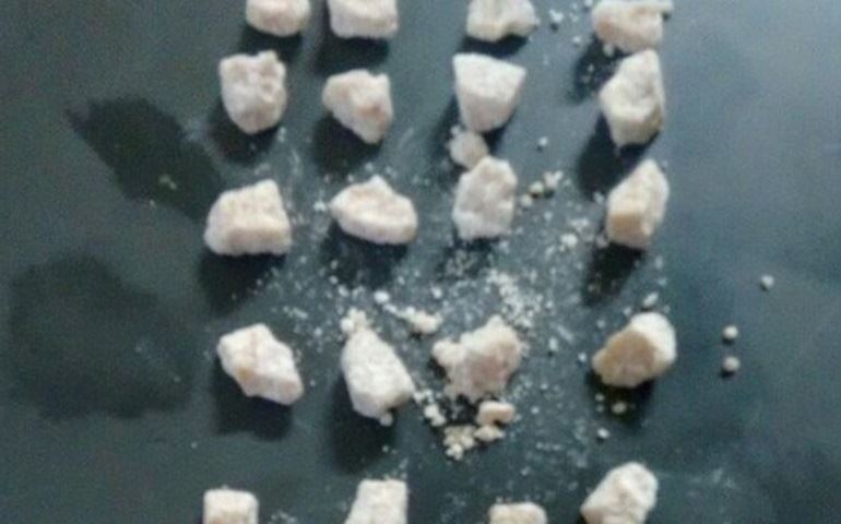 Adolescente é apreendida com porções de crack em Itapetininga