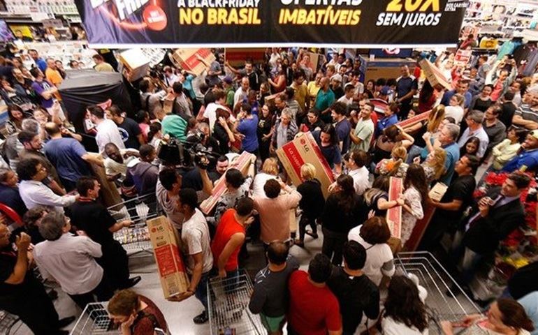 Na Black Friday, consumidor deve estar atento aos seus direitos