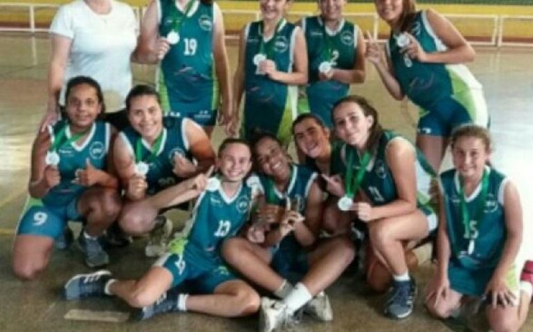 Basquete feminino da Unimed Avaré é bicampeão na Liga Centro-Oeste Paulista