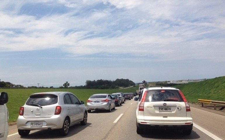 Rodovias da região devem receber mais de 500 mil veículos no feriado
