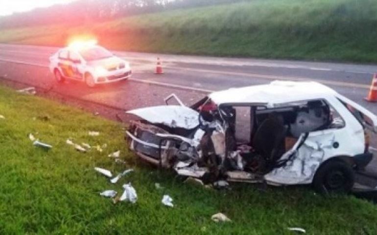 Acidente na véspera do Natal deixa 2 mortos e 7 feridos; uma das vítimas fatais é uma criança