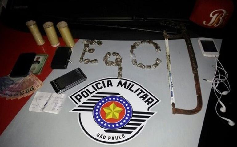 Dupla é flagrada com porções de maconha na área central de Avaré