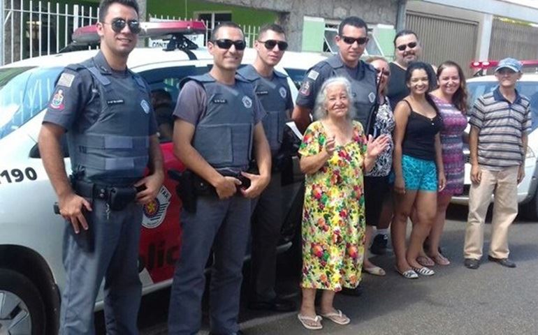 Idosa com Mal de Alzheimer e avó de mulher de PM é achada por colegas