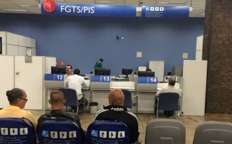 Saques ao FGTS poderão ser feitos a partir de março