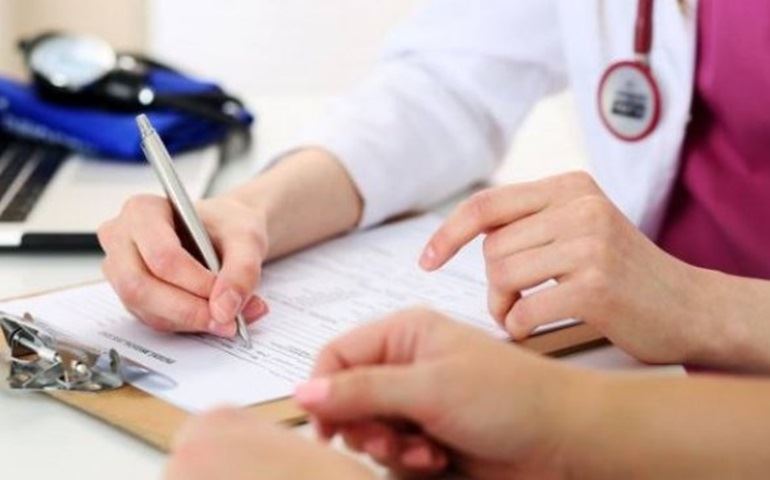 SUS: INFORMAR A COR DO PACIENTE AGORA É OBRIGATÓRIO