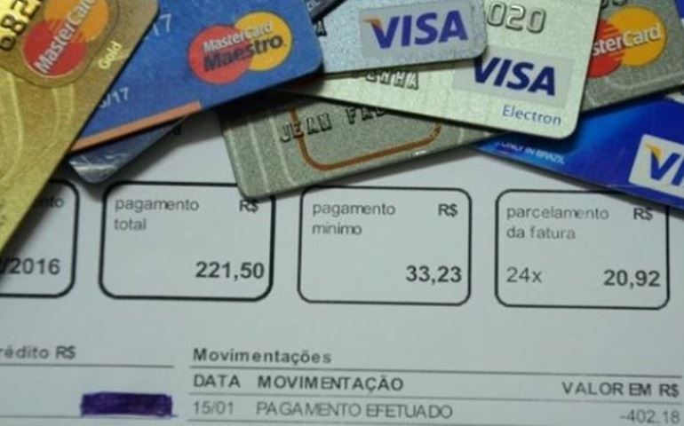 Novas regras para rotativo do cartão de crédito já começaram a valer