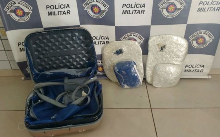 Idosa paraguaia é presa ao transportar haxixe pela Rodovia Castello Branco