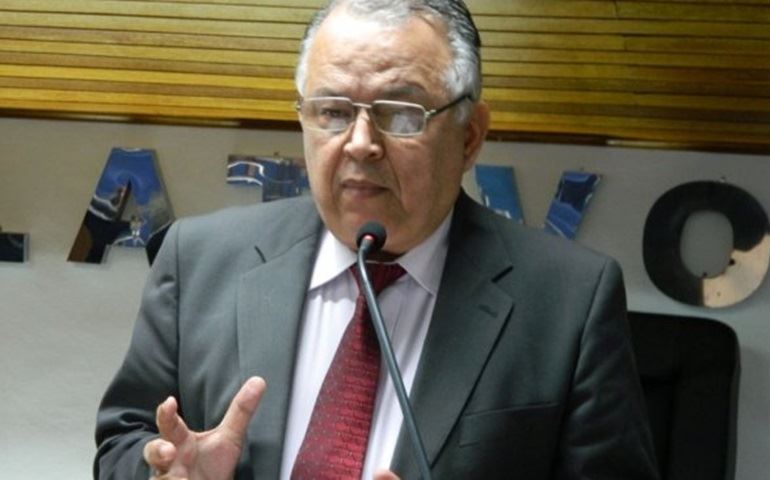Vereador garante que contou mais de 120 postes apagados em Avaré