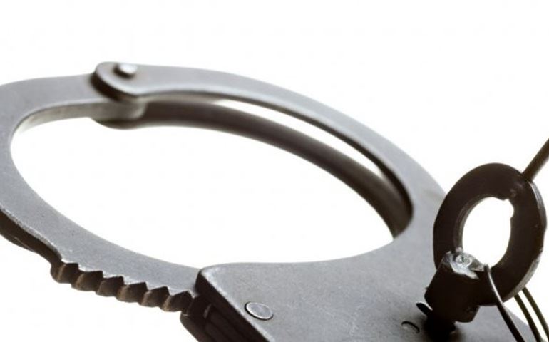 Homem morre ao ser esfaqueado dentro de casa