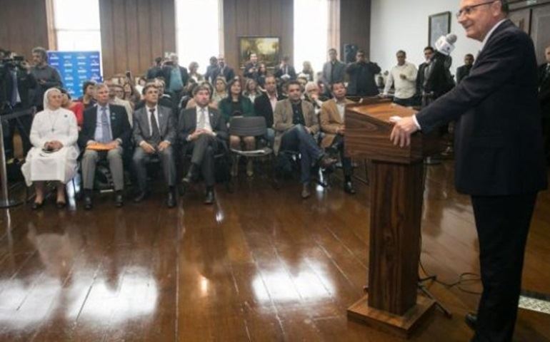 Alckmin libera verba para projetos sociais de Avaré