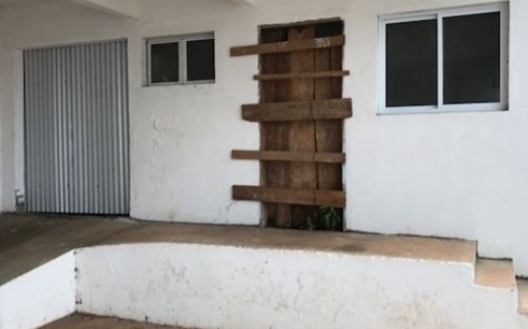 SAÚDE: UPA DE AVARÉ CONTINUA ABANDONADA