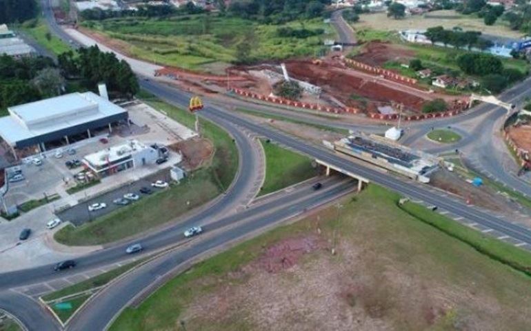 Duplicação SP 255 ? Desvio Avenida Paulo Novaes (embaixo da Rodovia João Mellão)