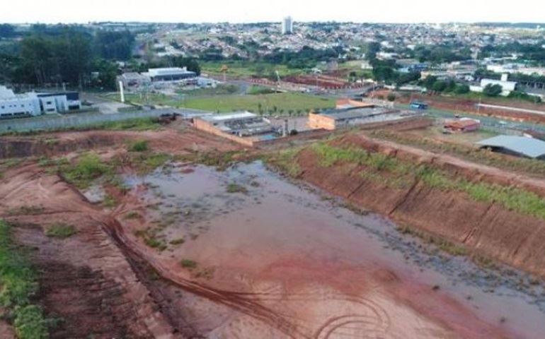 Drenagem pode elevar custo de obra do Arenão