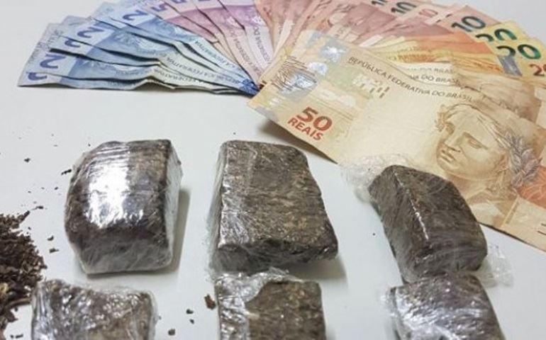 PM DESARTICULA PONTO DE TRÁFICO E PRENDE TRAFICANTE EM AVARÉ