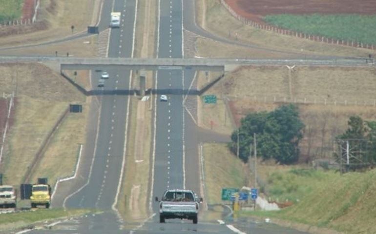 Balanço Final: mais de 45 mil veículos trafegaram pela SP255