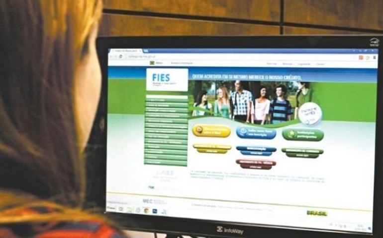 MEC prorroga aditamento do Fies
