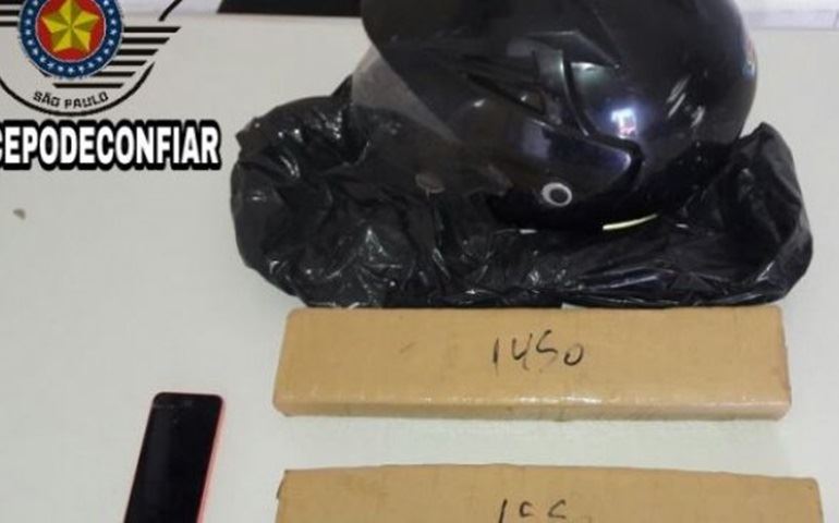 POLÍCIA DE AVARÉ FLAGRA TRÁFICO NO JARDIM EUROPA II