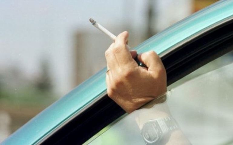 PROJETO DE LEI PODE PROIBIR FUMAR EM VEÍCULOS