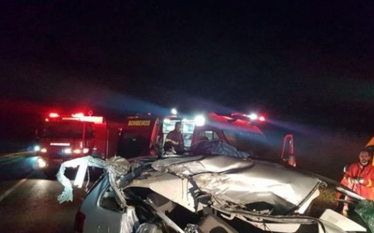 GRAVE ACIDENTE DEIXA UMA PESSOA MORTA NA SP- 255 EM AVARÉ